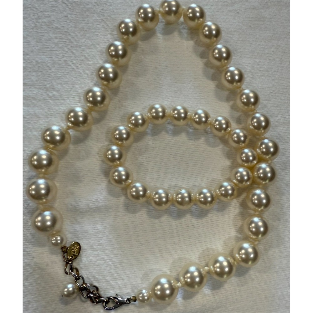 Elegant Faux Pearl Necklace &‎ Bracelet Set, Classic Timeless Jewelry